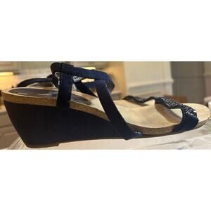 Anne Klein iFlex Blue Beaded Platform Sandals - Women's Size 10